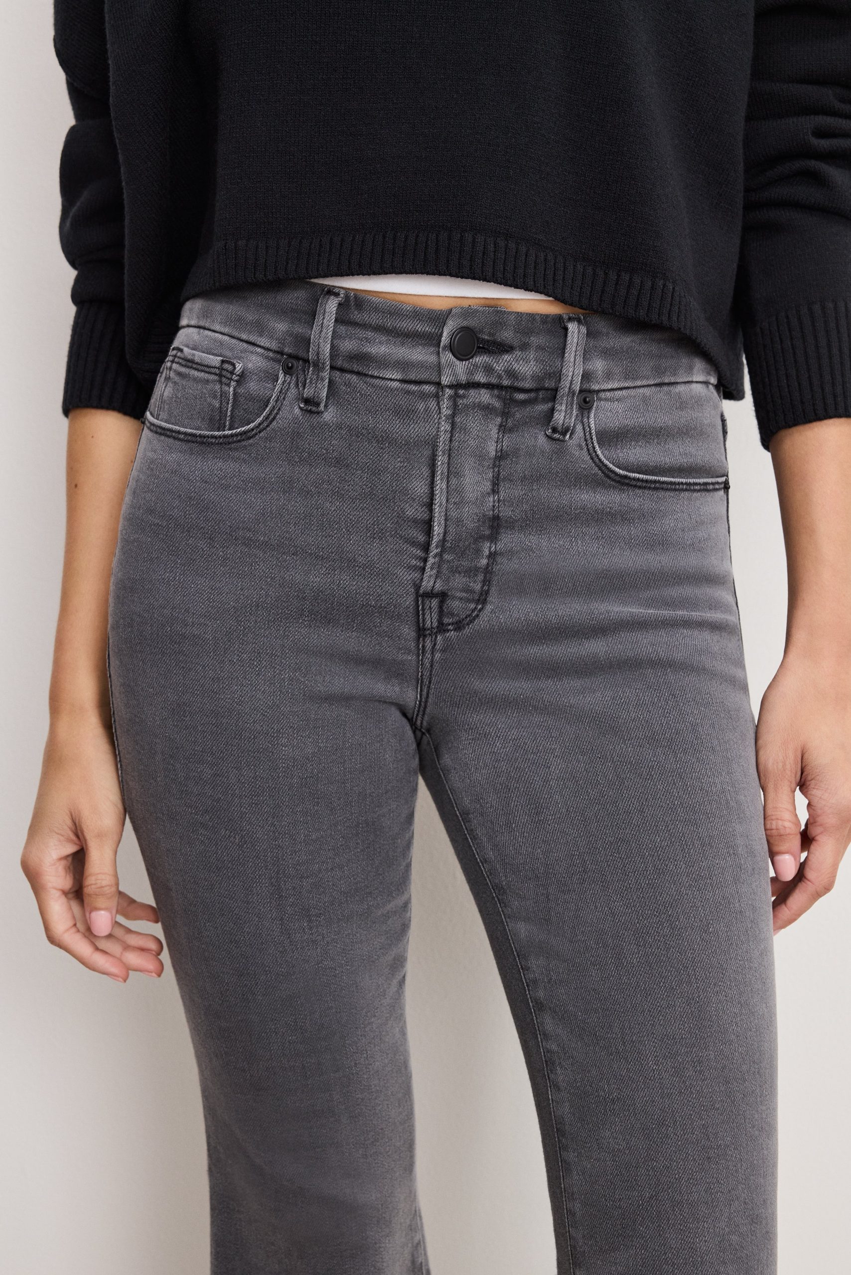 SOFT TECH GOOD LEGS CROPPED MINI BOOT JEANS | BLACK405 - Image 5