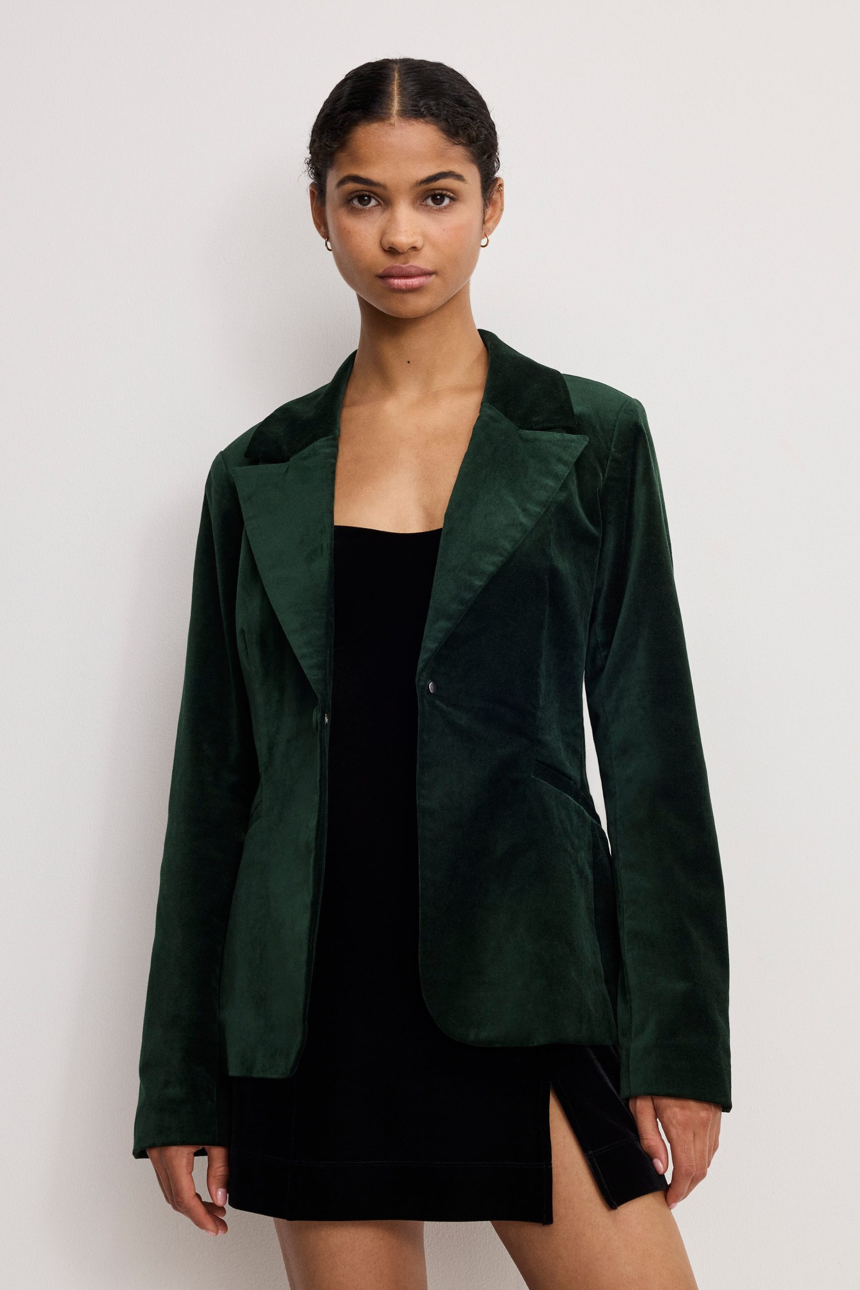 VELVET SCULPTED BLAZER | PINE GREEN003 - Image 2
