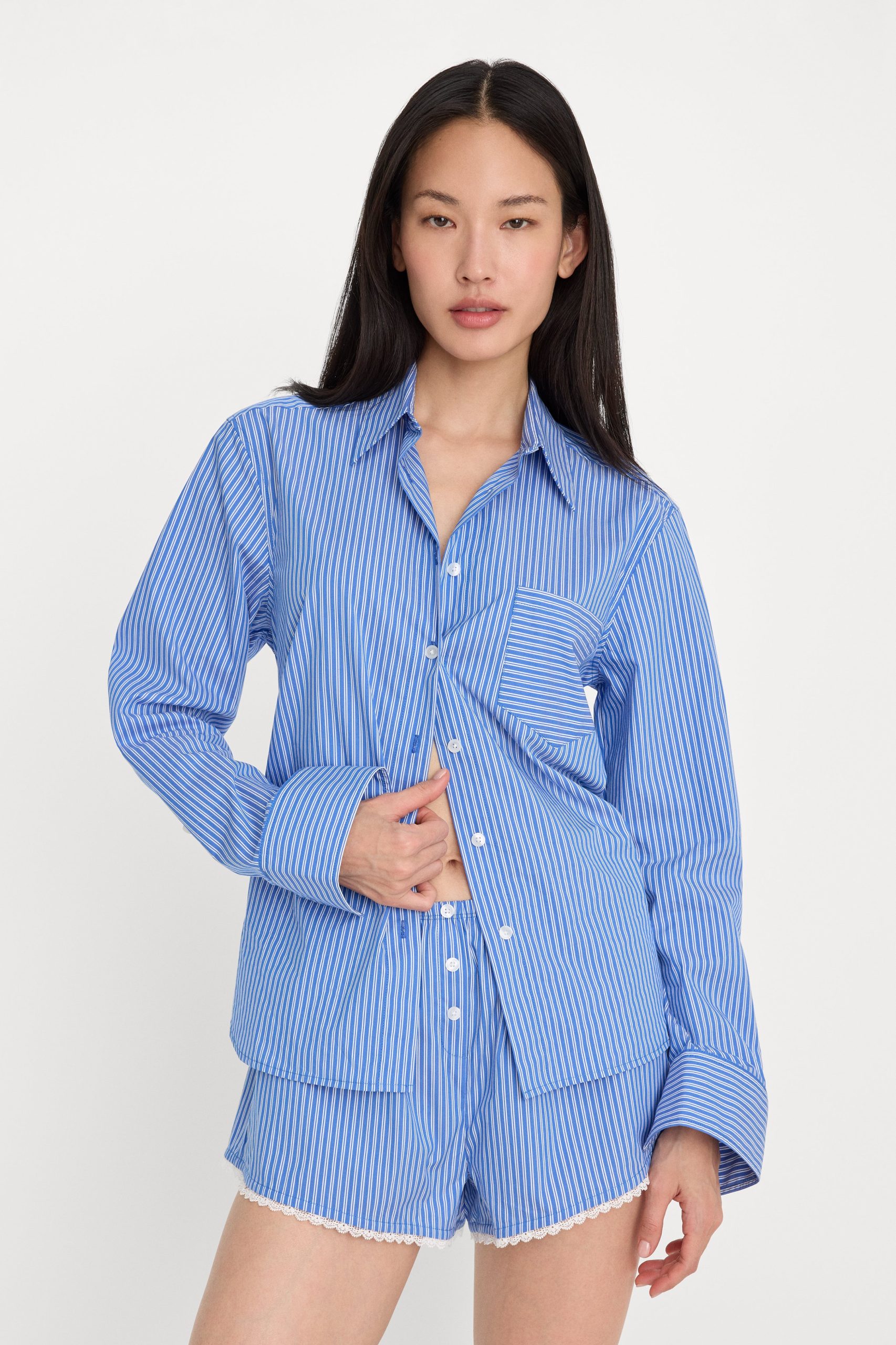 POPLIN CLASSIC BOXY SHIRT | BLUE & WHITE STRIPE - Image 2